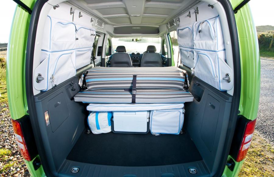  Volkswagen Caddy Camper 2.0 TDi BlueMotion 2013 года  (UK) (фото 4 из 30)